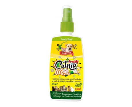 <span class="highlight-prefix">Producto natural de adiestramiento para gatos:</span> P & C FRESHLY CATNIP FCO 120 ML